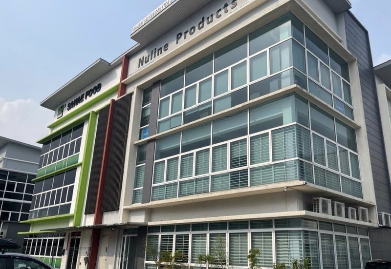 HiCom-Glenmarie Industrial Park