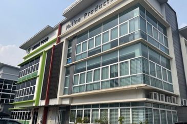 HiCom-Glenmarie Industrial Park