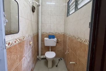 Dahlia Apartment, Pandan Indah