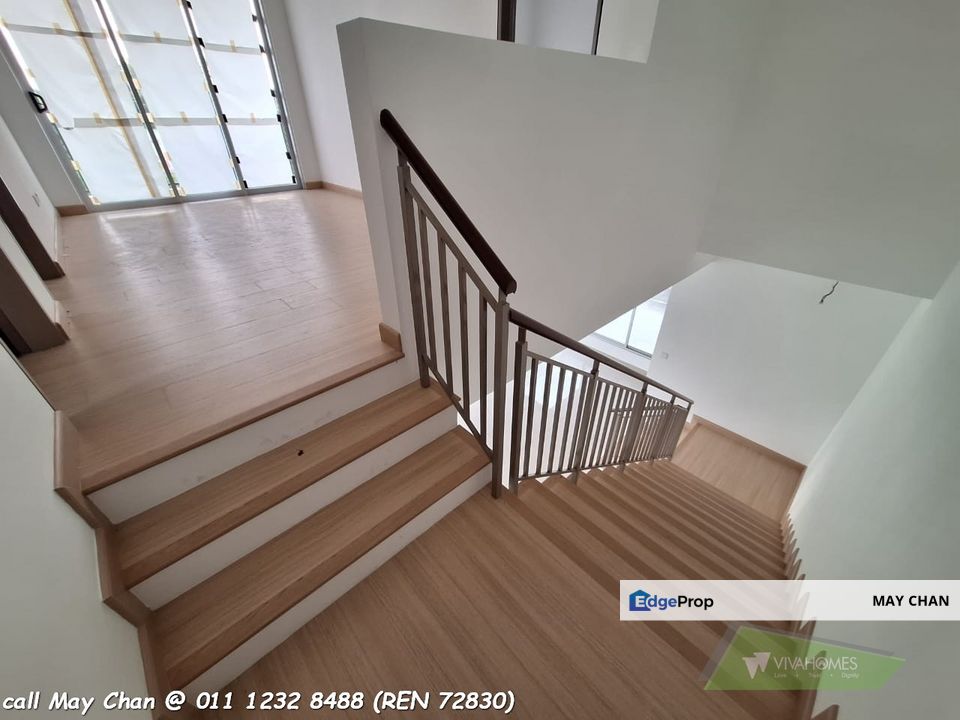 Kota Bayuemas double storey END LOT house for SALE , Selangor, Klang