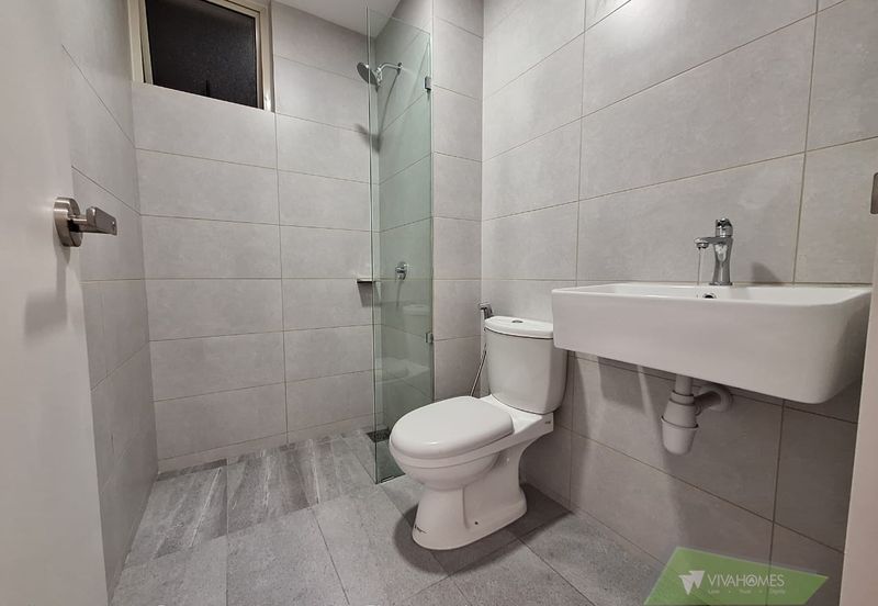 The Tresor @ Gravit 8 *