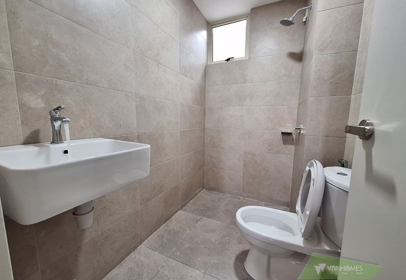 The Tresor @ Gravit 8 *