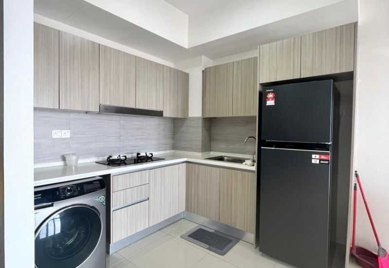 Gravit8 @ Klang South