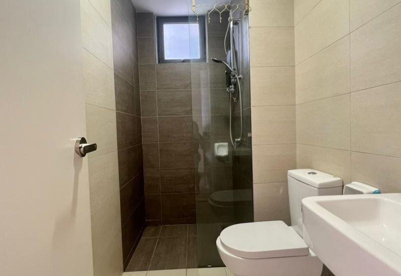 Gravit8 @ Klang South