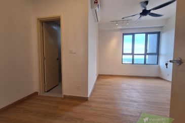 Adria Residence @ Gravit8