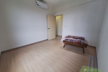 Adria Residence @ Gravit8