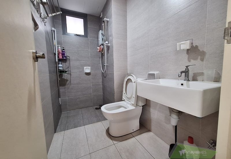 Gravit8 @ Klang South