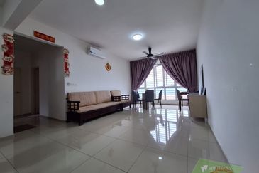 Gravit8 @ Klang South