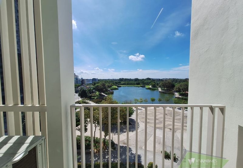 The Tresor @ Gravit 8 *