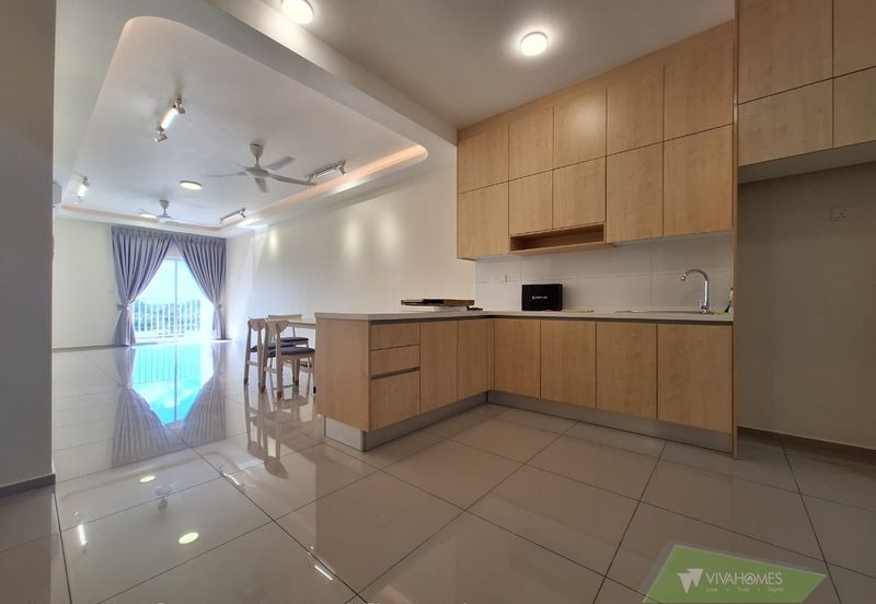 The Tresor @ Gravit 8 *