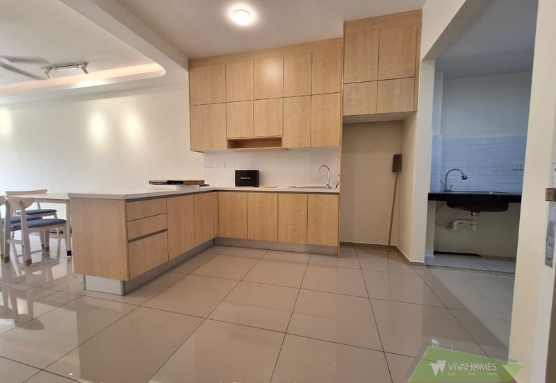 The Tresor @ Gravit 8 *