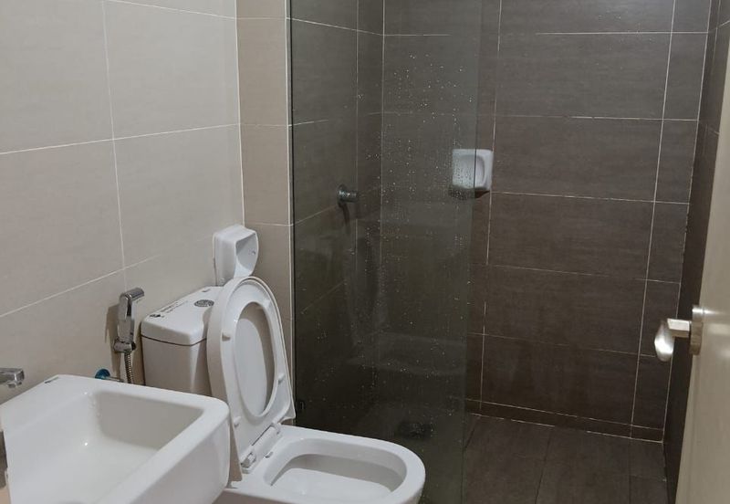 Adria Residence @ Gravit8