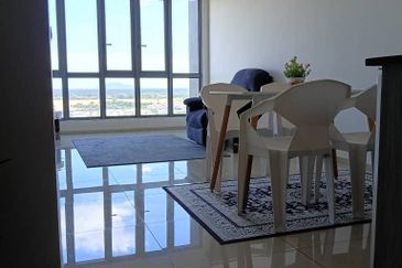 Adria Residence @ Gravit8