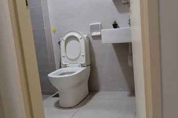 Adria Residence @ Gravit8