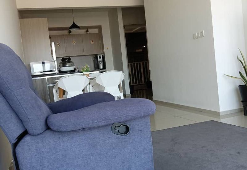 Adria Residence @ Gravit8