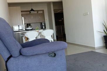 Adria Residence @ Gravit8