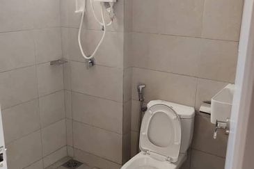 Gravit8 @ Klang South