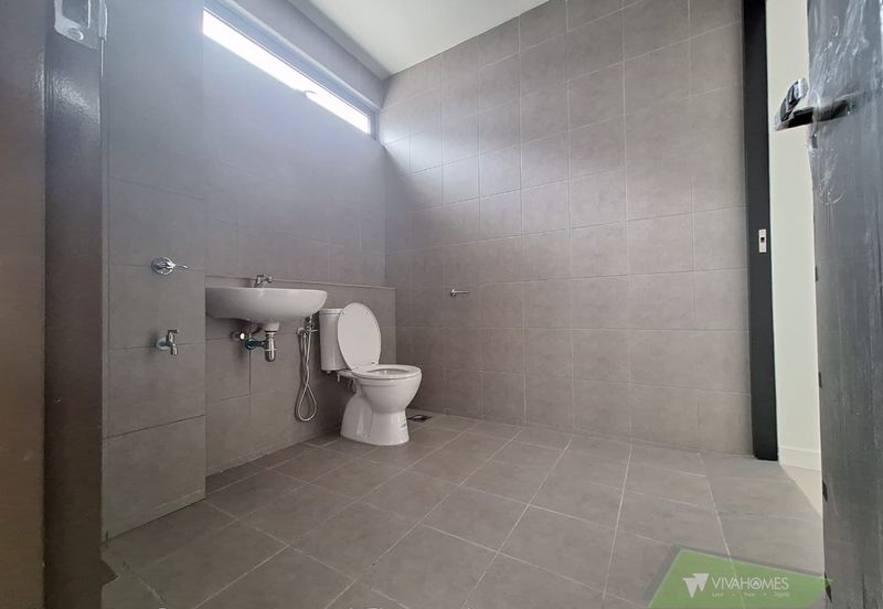 Nadira 3 @ Bukit Raja