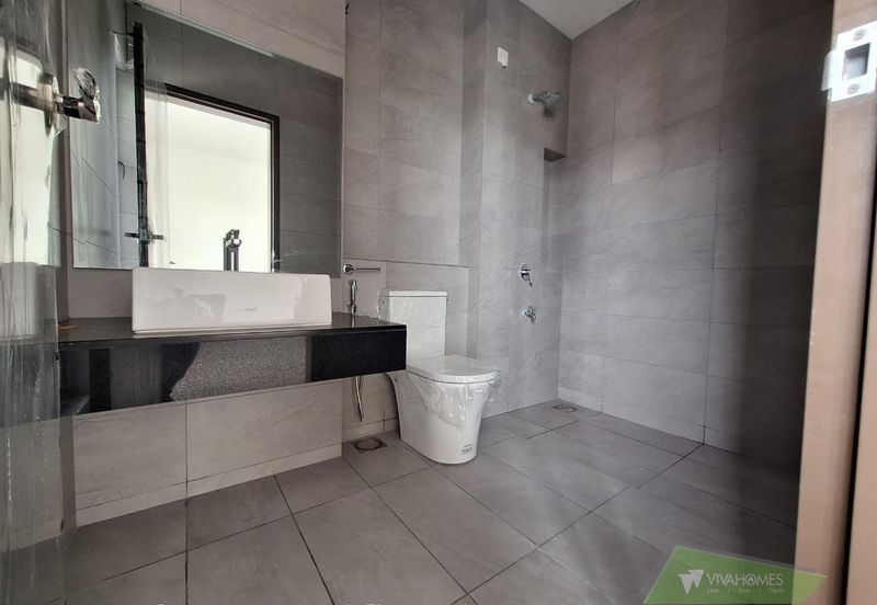 Nadira 3 @ Bukit Raja