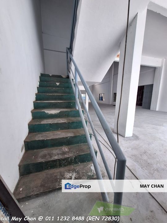 1.5  STOREY  Semi-D Factory Warehouse with CF for RENT , Selangor, Klang