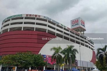 GM Klang Wholesale City