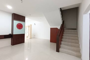 Lorong Batu Nilam 27 