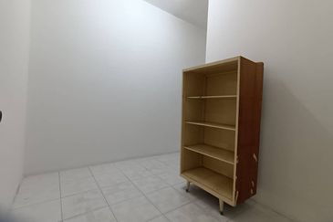 Lorong Batu Nilam 27 