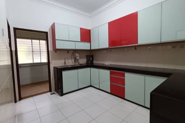 Lorong Batu Nilam 27 