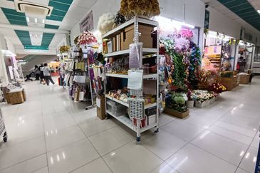 GM Klang Wholesale City