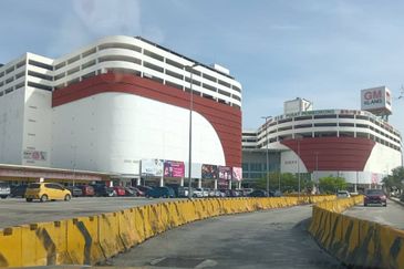 GM Klang Wholesale City