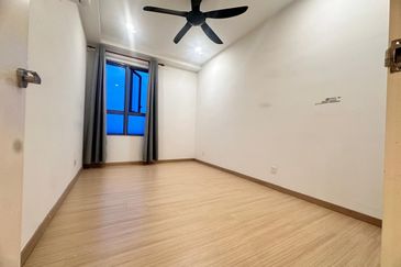 Adria Residence @ Gravit8