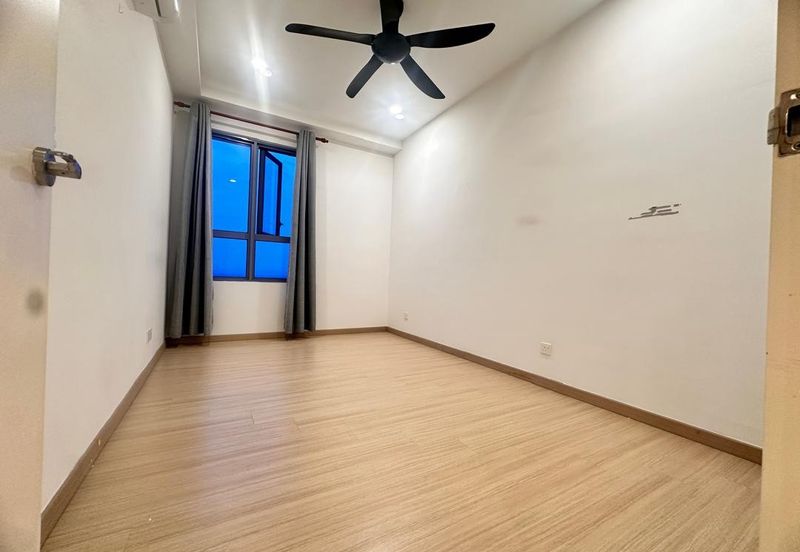 Adria Residence @ Gravit8