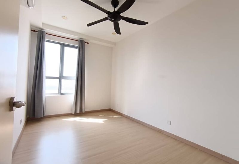 Adria Residence @ Gravit8