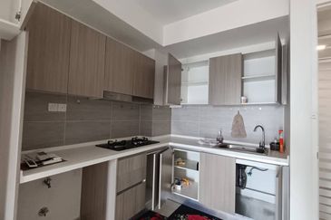 Adria Residence @ Gravit8