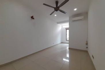 Lorong Batu Nilam 18C 