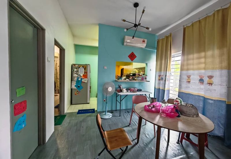 Corner lot Double Storey Terrace @ Jalan Harapan, Sungai Kapar Indah