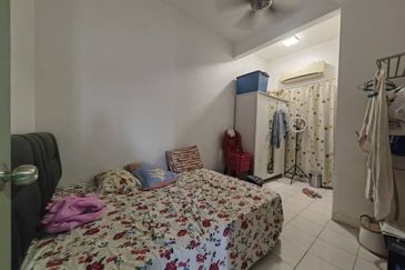 Corner lot Double Storey Terrace @ Jalan Harapan, Sungai Kapar Indah