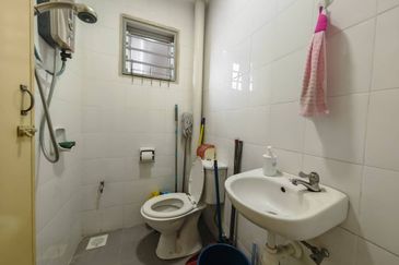 Pangsapuri Akasia, Bandar Botanic