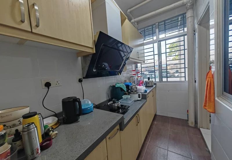 Pangsapuri Akasia, Bandar Botanic