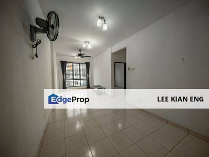 Partly Furnished unit @ Orchis Apartment, Bandar Parklands, Selangor, Klang