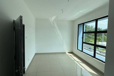 Size: 24x70 Terrace House For Sale