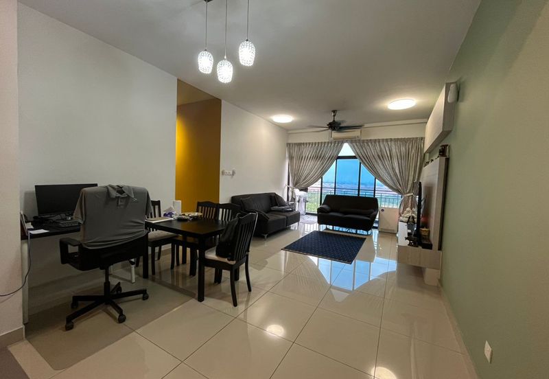 Seri Austin Luxury Apartment