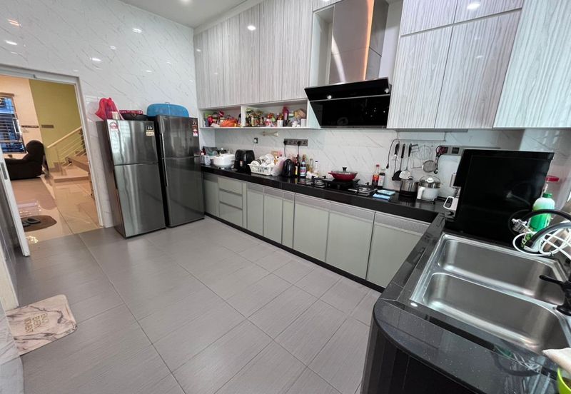 Austin Residence @Taman Mount Austin