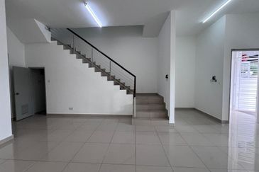 Austin Residence @Taman Mount Austin