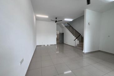 Austin Residence @Taman Mount Austin