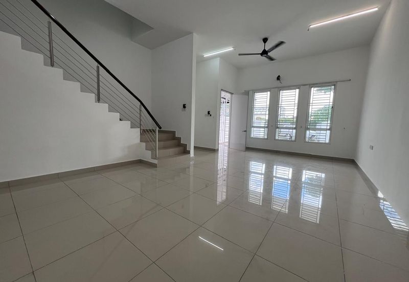 Austin Residence @Taman Mount Austin