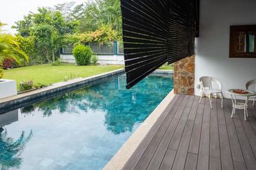 Perdana Lakeview East