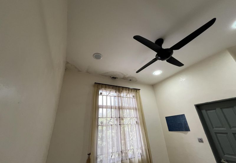 Desa Pinggiran Putra