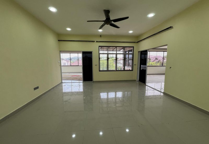 Desa Pinggiran Putra