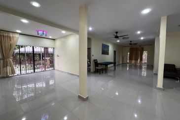 Desa Pinggiran Putra